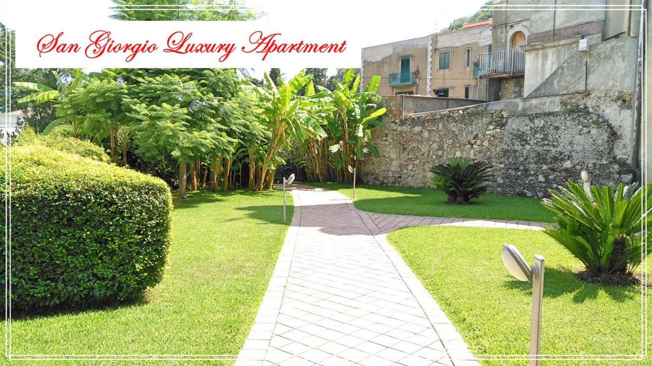 San Giorgio Luxury Apartment Taormina-Panoramic Pool & Parking Space Exterior photo